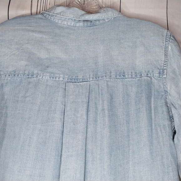 Thread And Supply Chambray Light Blue Denim Button-Up Shirt NWT - Picture 11 of 16